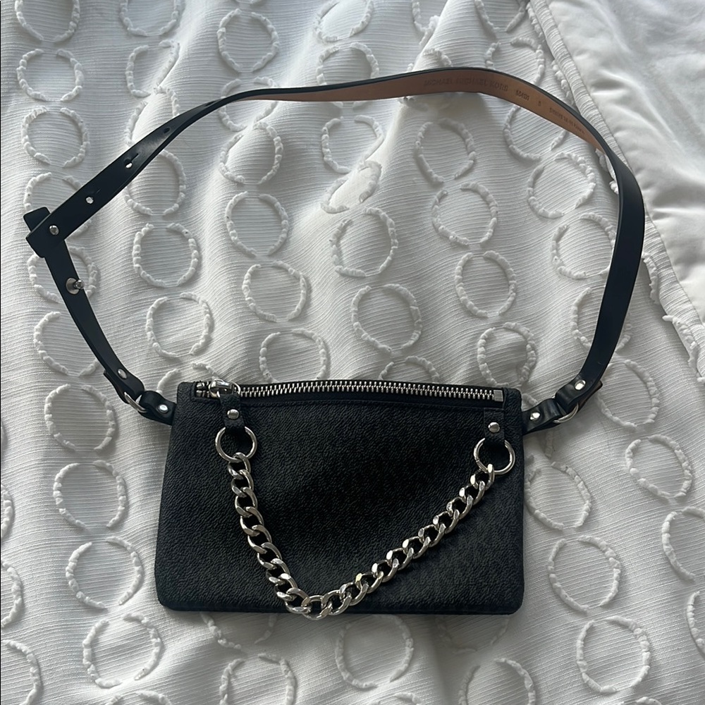 Signature Michael Kors Logo Fannypack with Belt and Chain